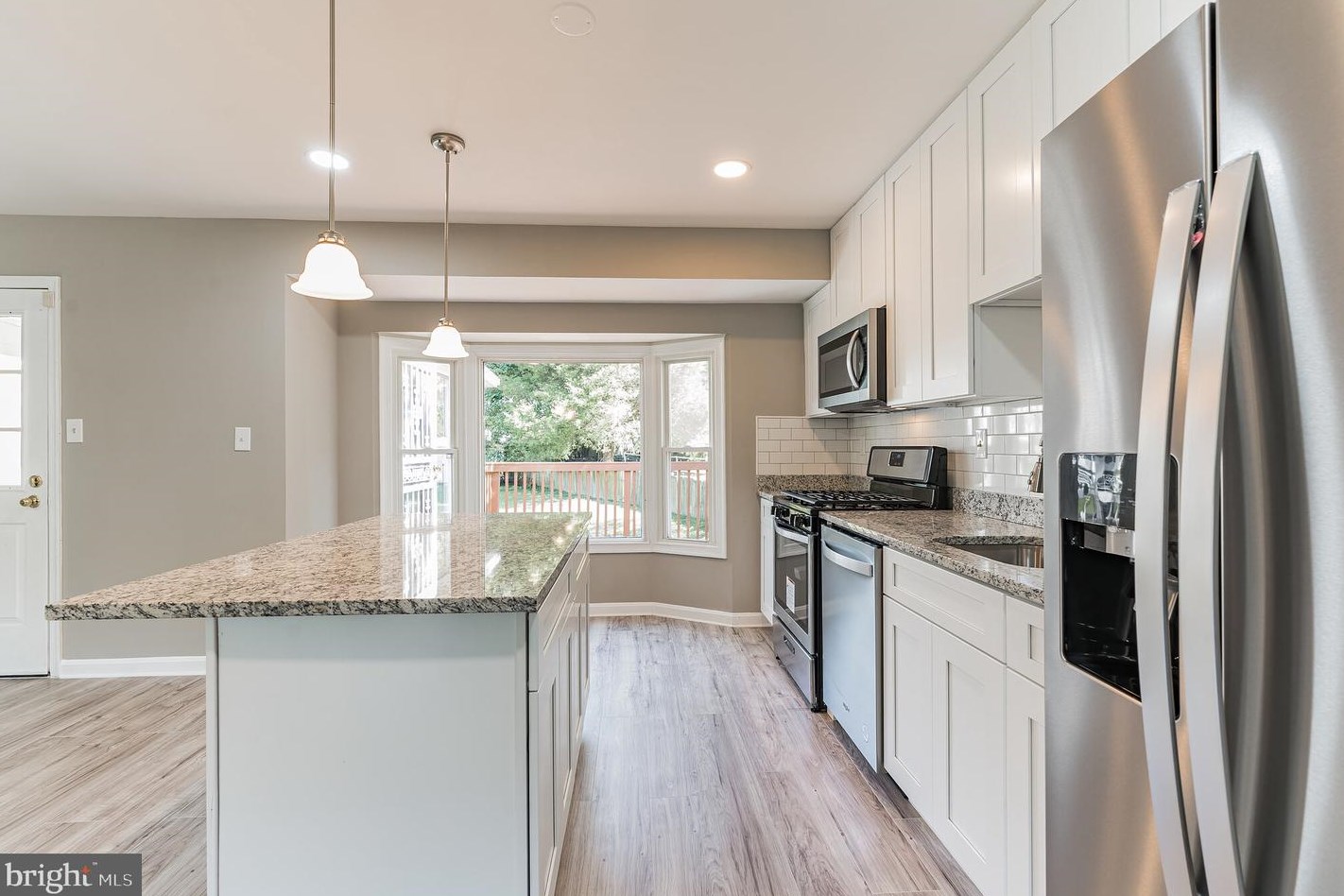 11720 Butlers Br Rd, Clinton MD 20735-4112 exterior