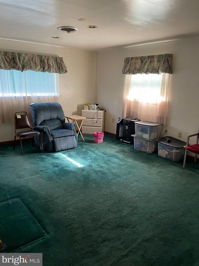 1819 Dewitt Ave, Capitol Heights MD 20743-5836 exterior