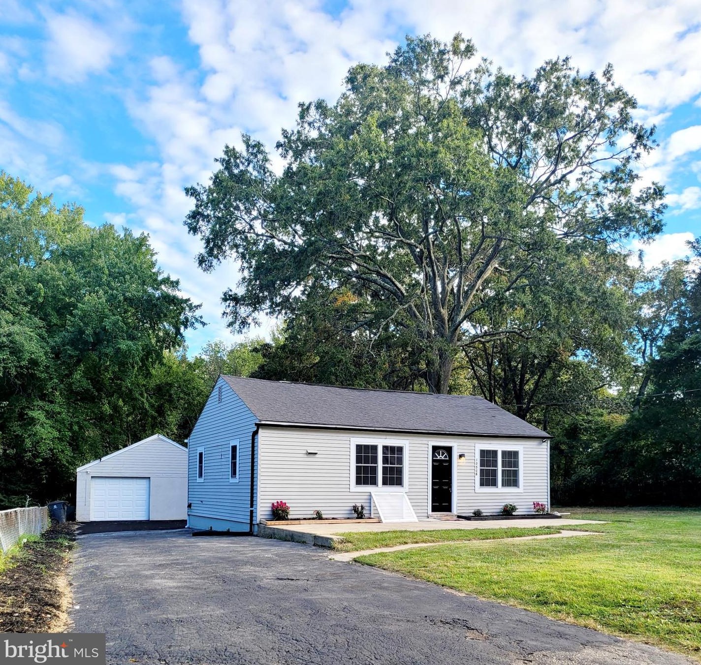 10506 Moores Ln, Clinton, MD 20735-3107