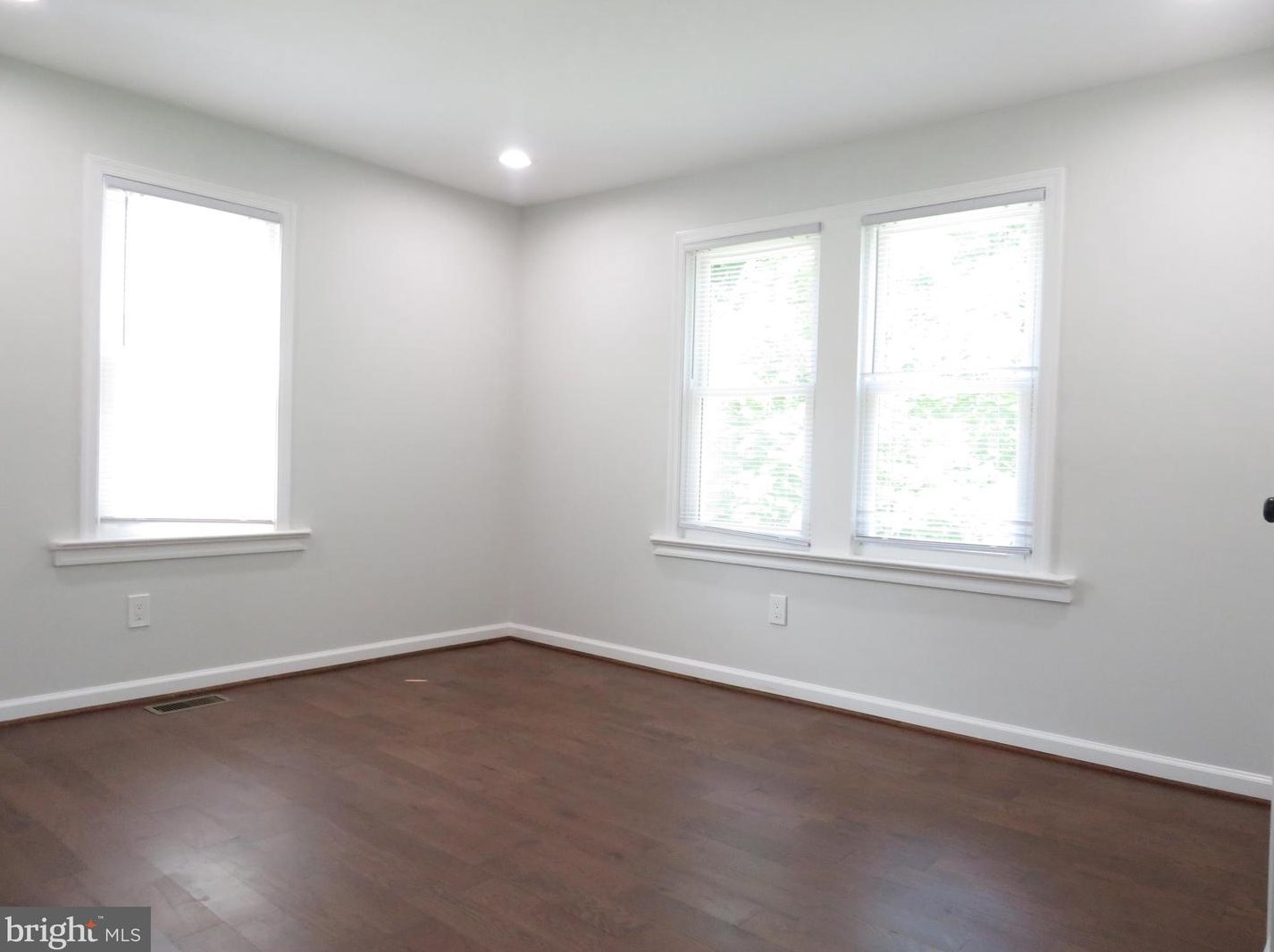 601 Balboa Ave, Capitol Heights MD  20743-2806 exterior