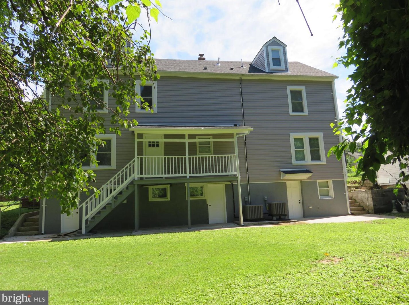 601 Balboa Ave, Capitol Heights MD  20743-2806 exterior