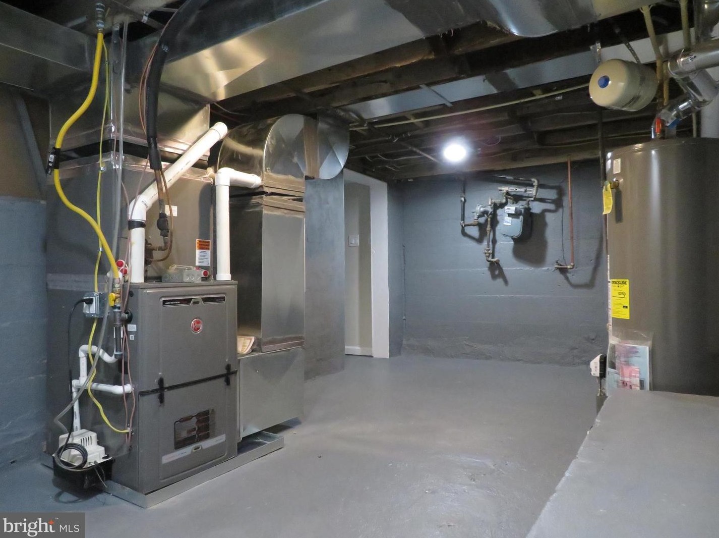 601 Balboa Ave, Capitol Heights MD  20743-2806 exterior