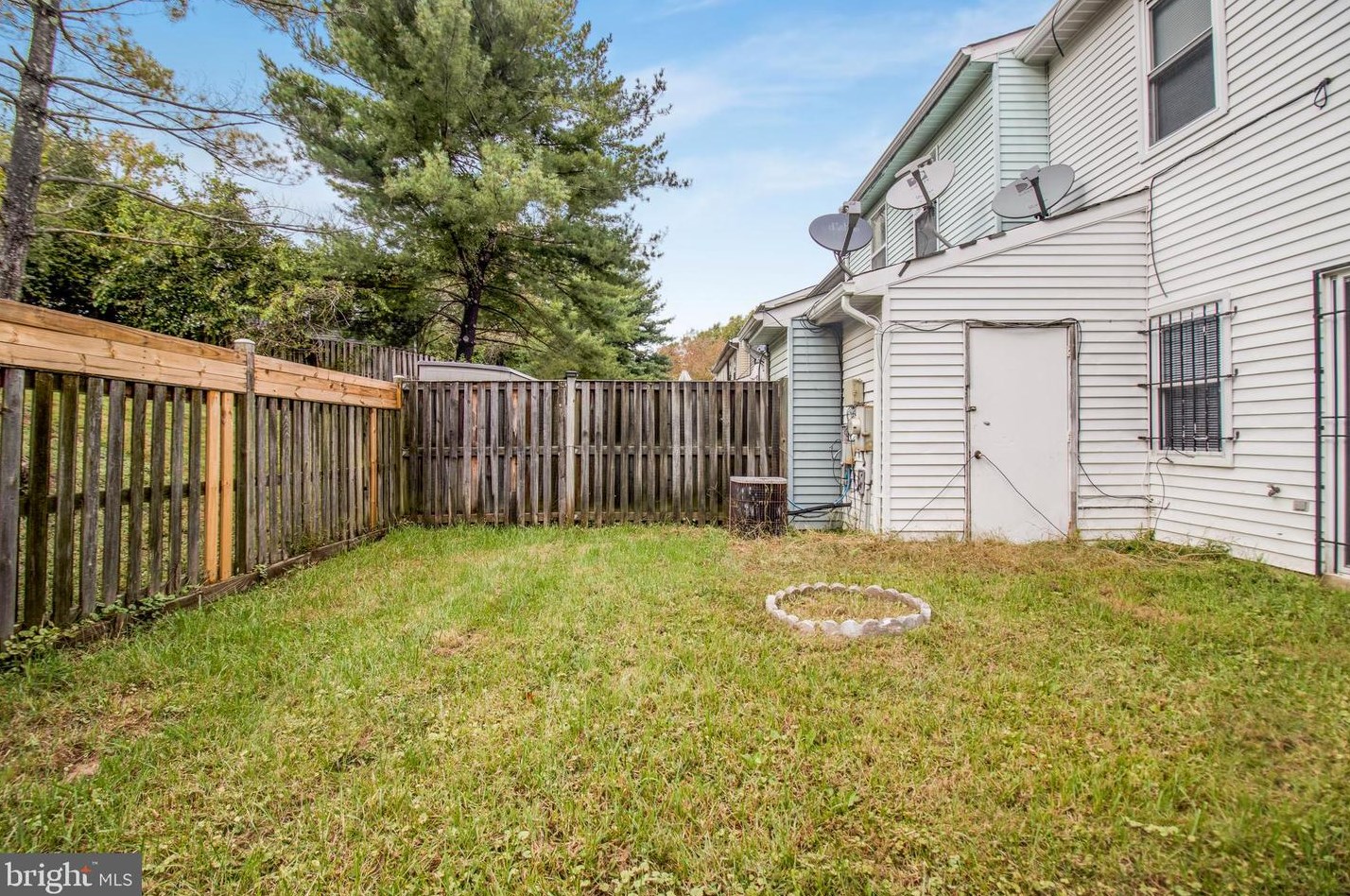 5761 Gladstone Way, Capitol Heights MD  20743-4223 exterior