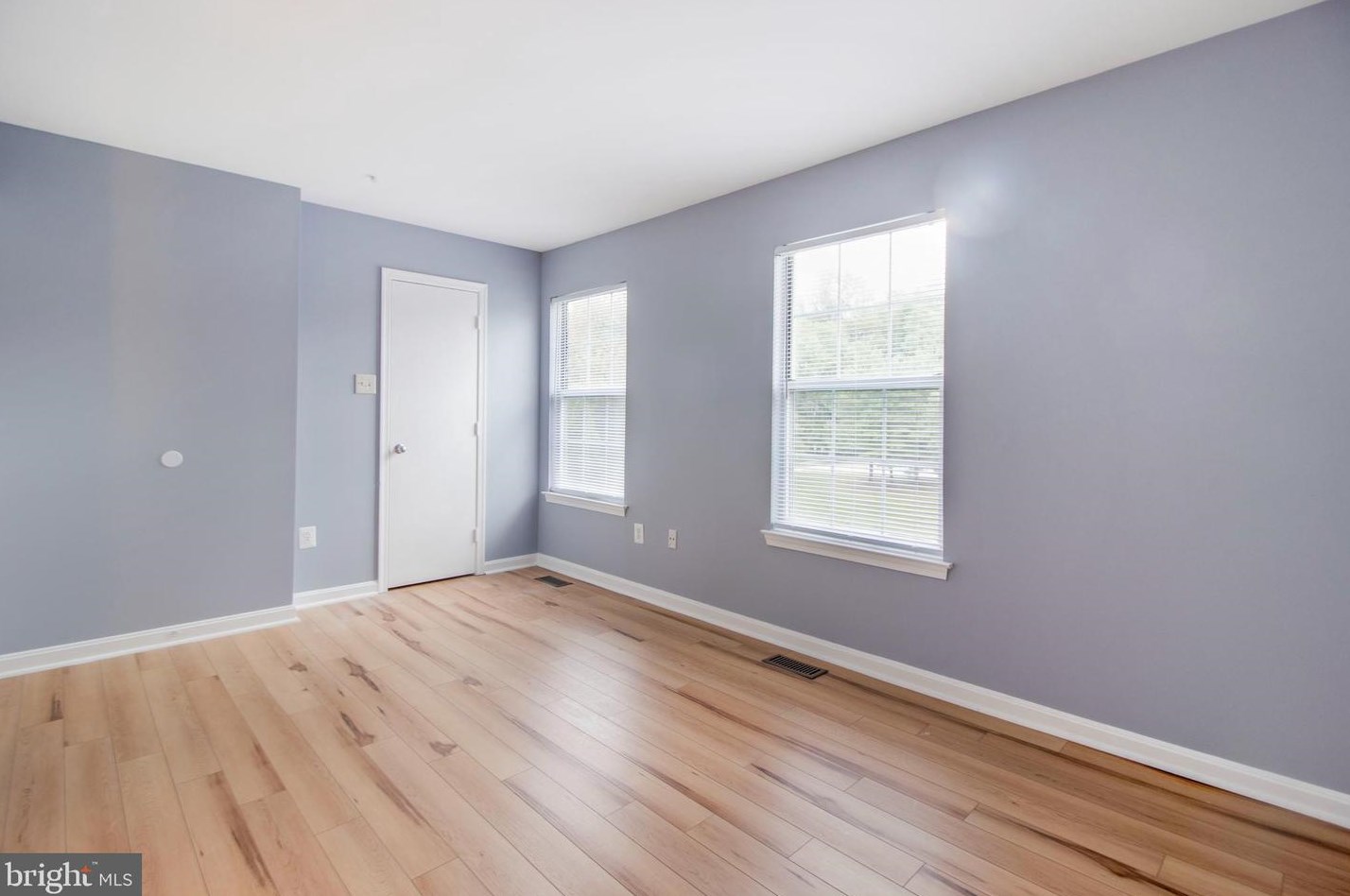 5761 Gladstone Way, Capitol Heights MD  20743-4223 exterior