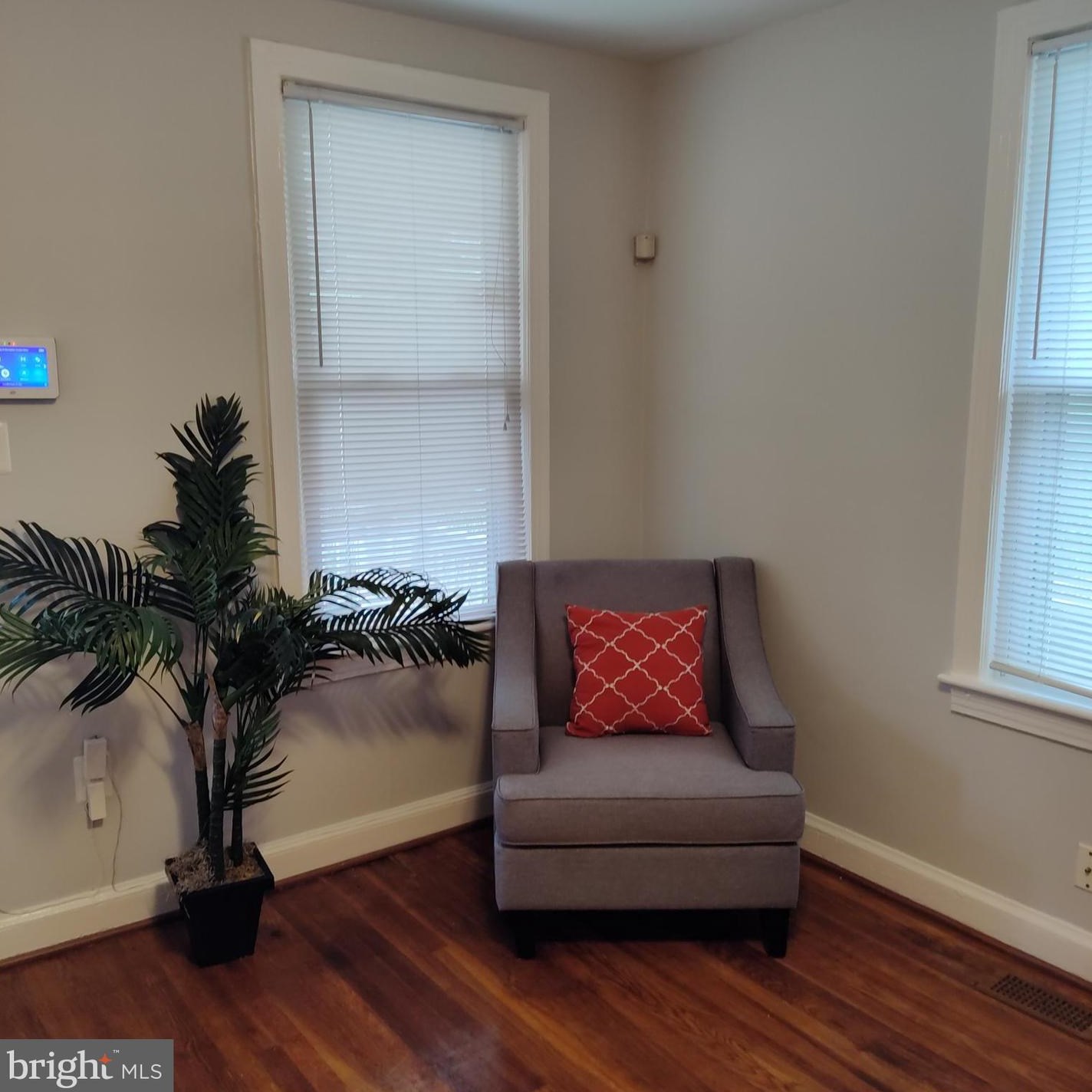 4220 Vine St, Capitol Heights MD  20743-5620 exterior