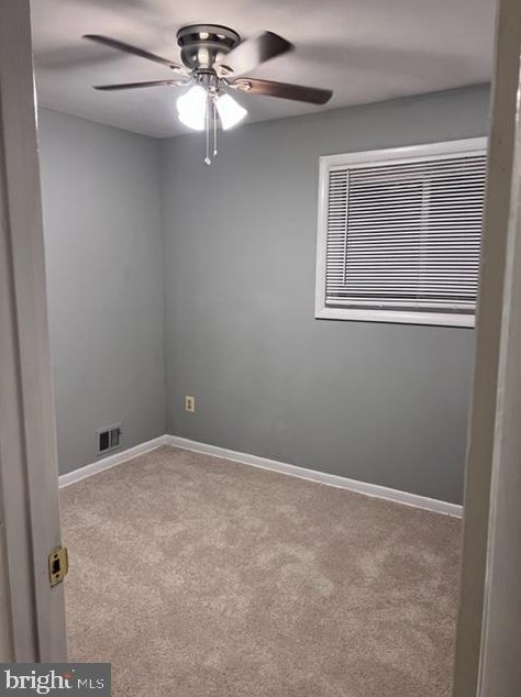 5526 Helmont Dr, Oxon Hill MD  20745-3229 exterior