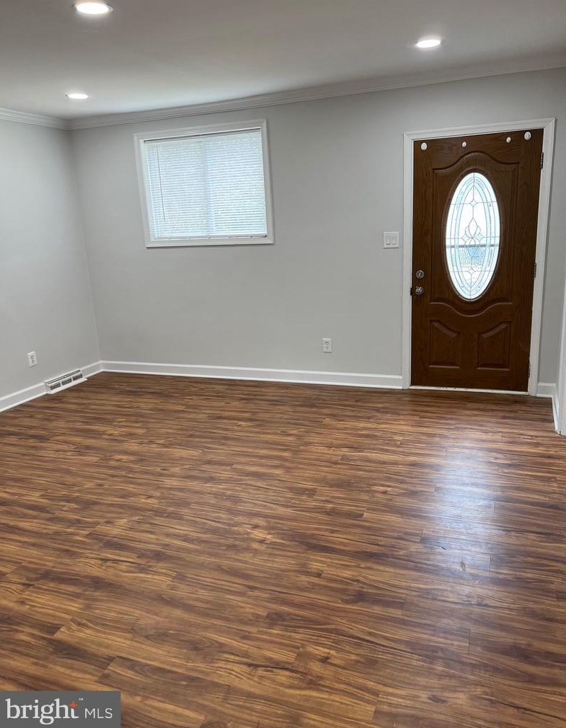 6519 Drylog St, Capitol Heights MD  20743-6008 exterior