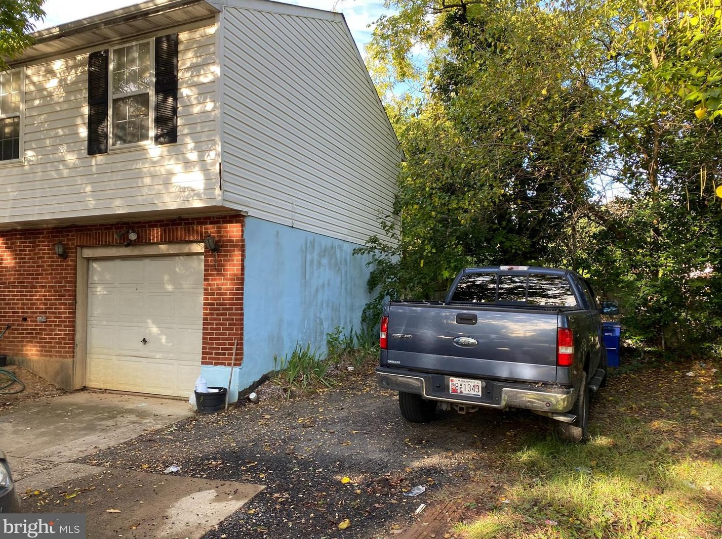 1303 Eastern Ave, Capitol Heights, MD 20743-1033