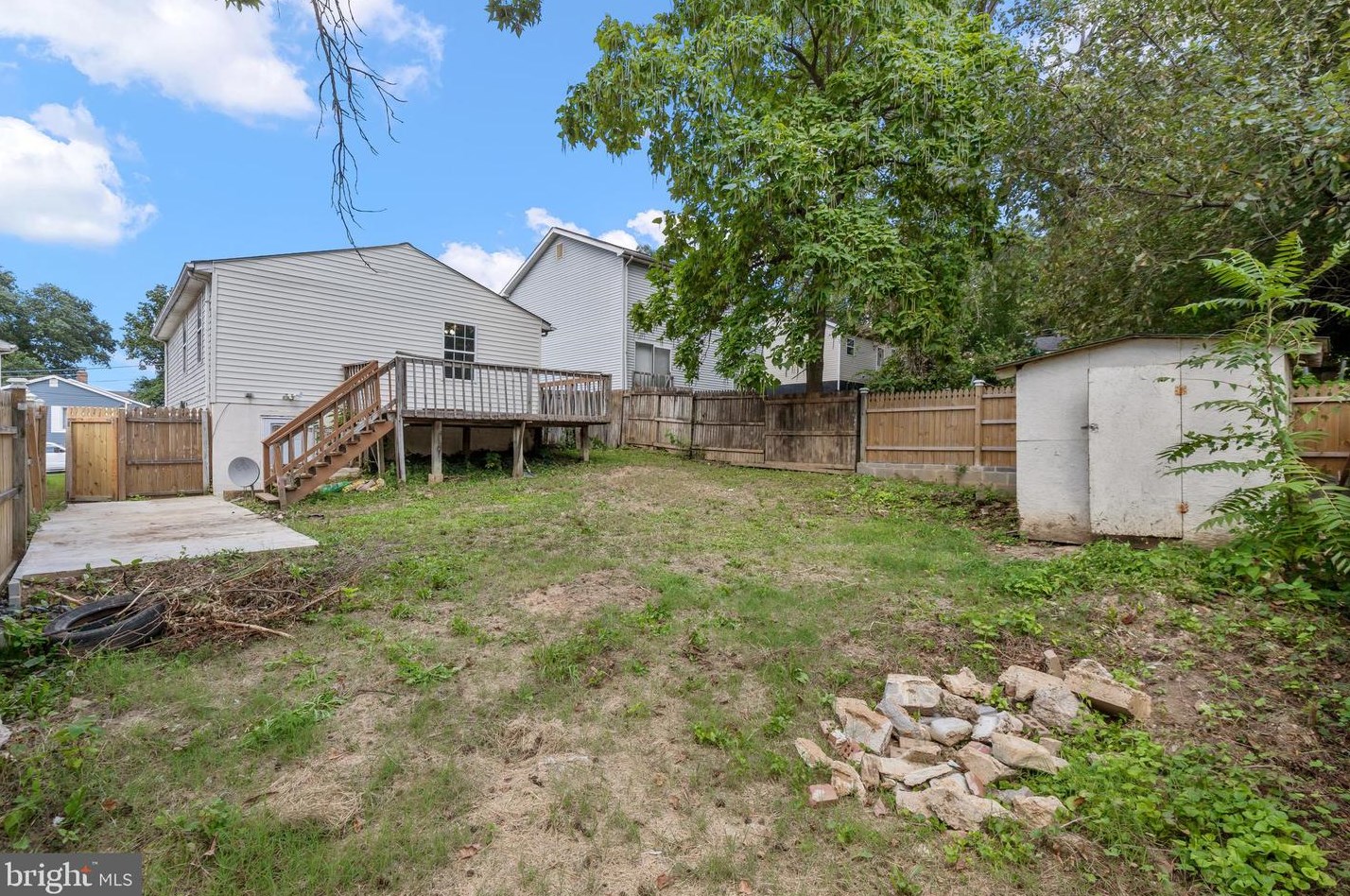 6107 L St, Capitol Heights MD  20743-1471 exterior