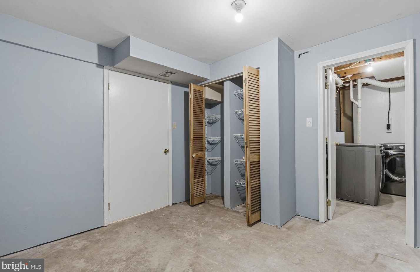 6107 L St, Capitol Heights MD  20743-1471 exterior