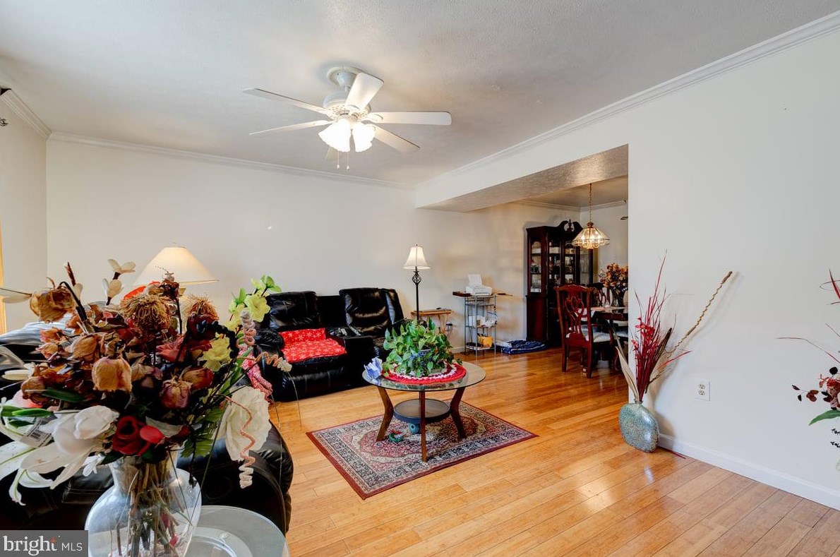 9702 Dalmatia Ct, Clinton, MD 20735-4403