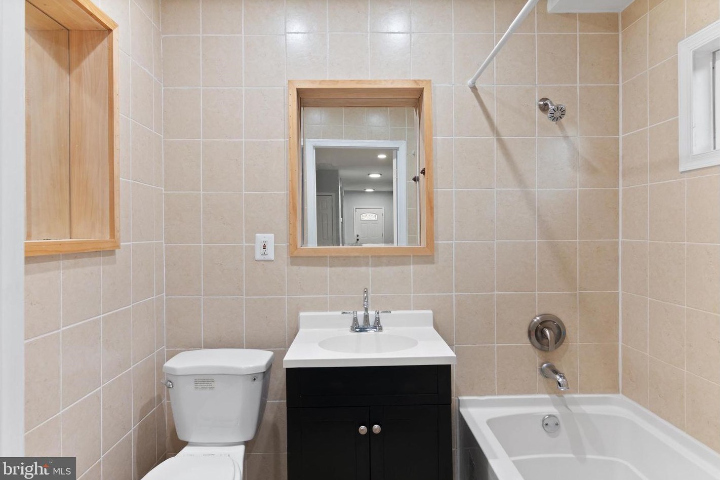 911 Balsamtree Dr, Capitol Heights MD 20743-1427 exterior