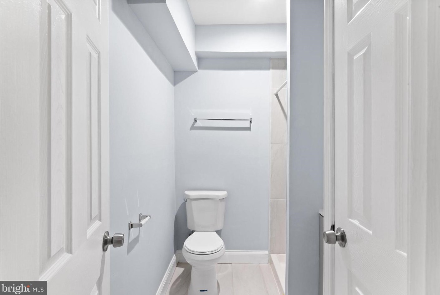 911 Balsamtree Dr, Capitol Heights MD 20743-1427 exterior