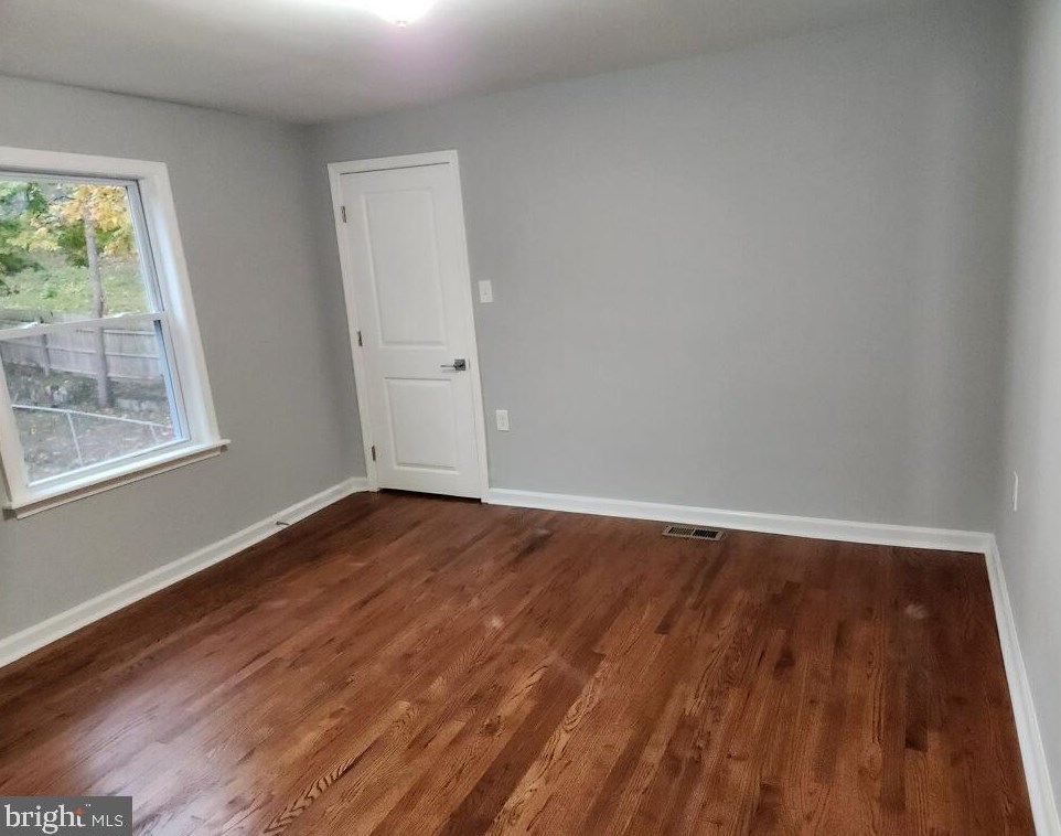 727 Larchmont Ave, Capitol Heights MD 20743-2842 exterior