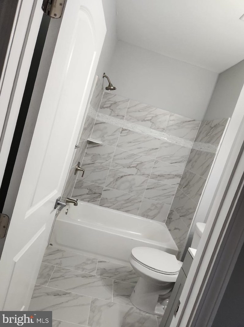 727 Larchmont Ave, Capitol Heights MD 20743-2842 exterior