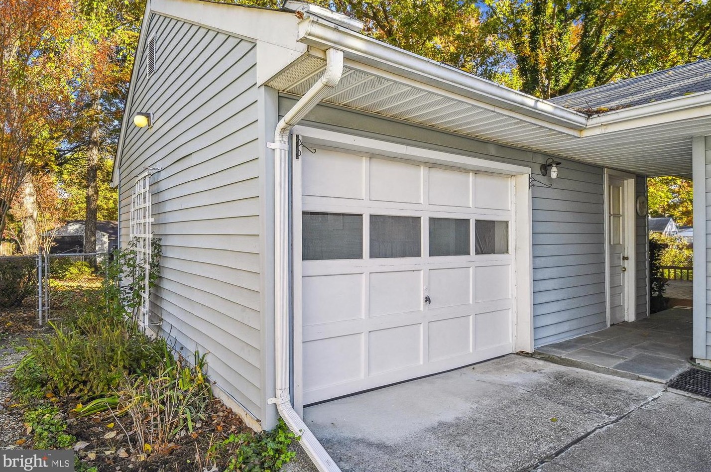 9508 Underwood St, Lanham, MD 20706-3413