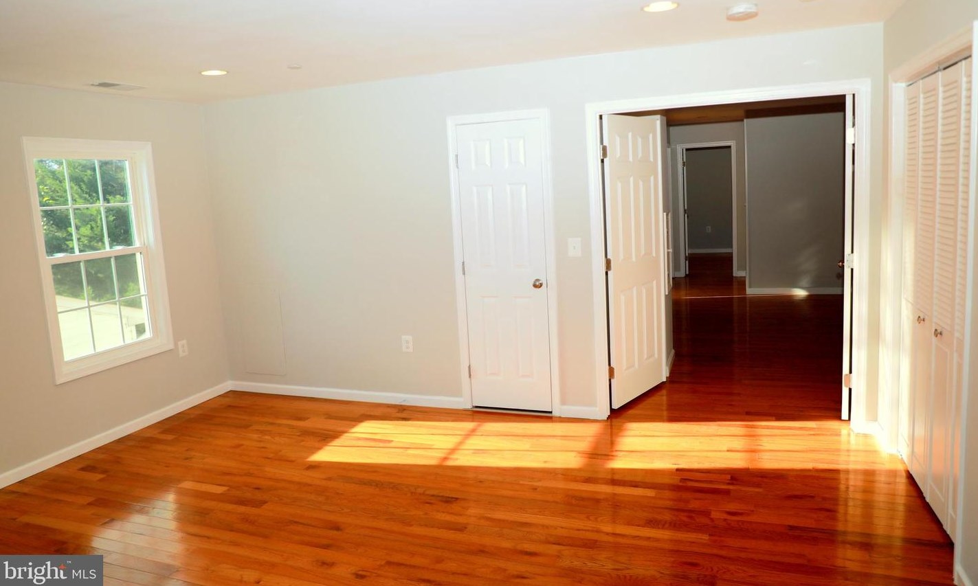 5937 Addison Rd, Capitol Heights MD  20743-2166 exterior