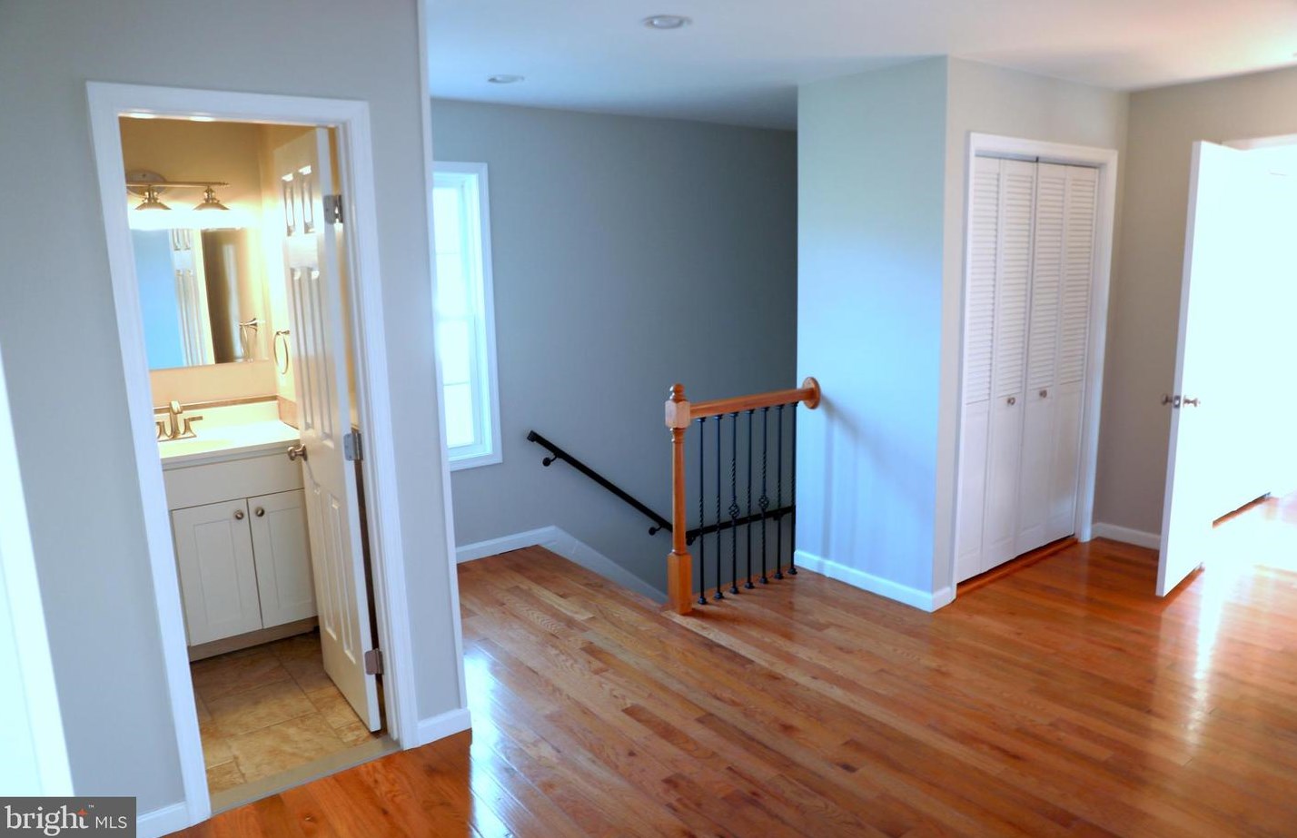 5937 Addison Rd, Capitol Heights MD  20743-2166 exterior