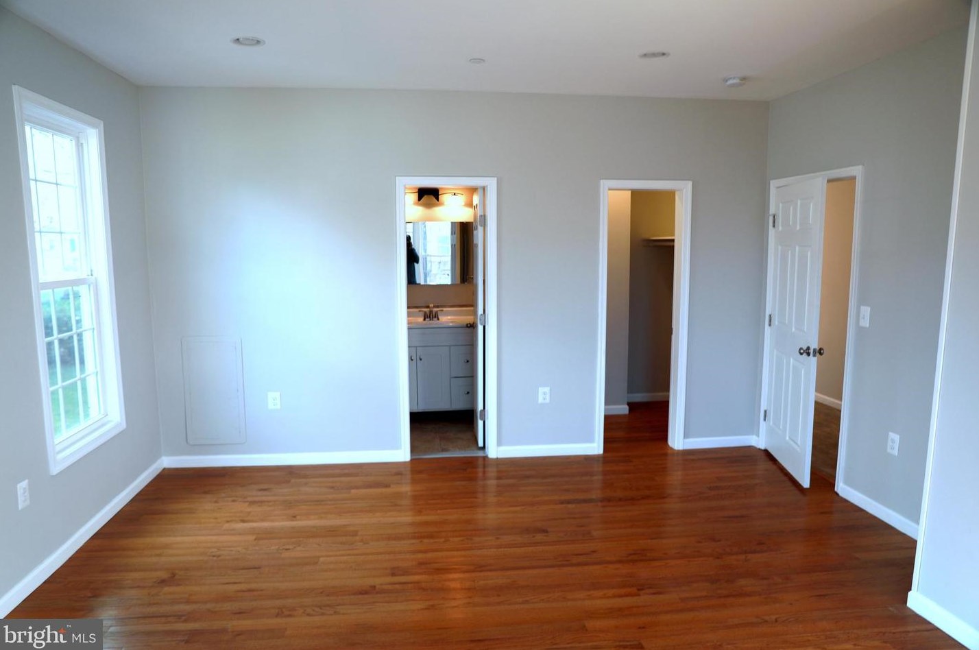 5937 Addison Rd, Capitol Heights MD  20743-2166 exterior