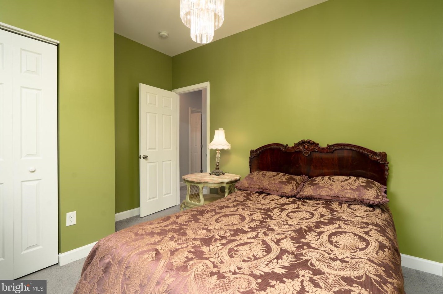 6102 Kolb St, Capitol Heights MD  20743-1461 exterior