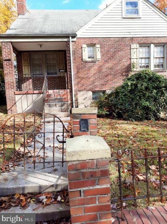 1316 Edgewick Ave, Capitol Heights MD  20743-5208 exterior