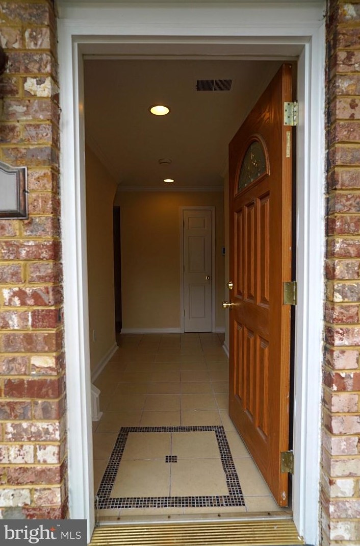 303 Goldleaf Ave, Capitol Heights MD  20743-2532 exterior