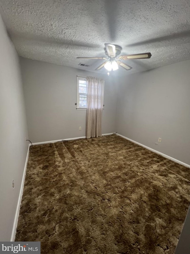 6309 Armor Dr, Clinton MD  20735-3415 exterior