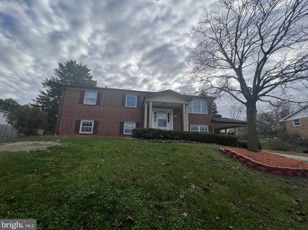 6309 Armor Dr, Clinton MD  20735-3415 exterior