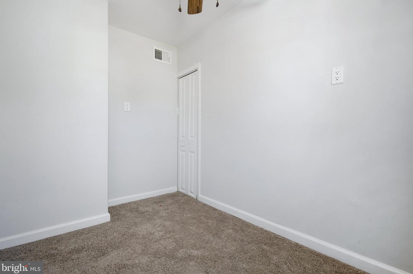 517 Clovis Ave, Capitol Heights MD  20743-2810 exterior