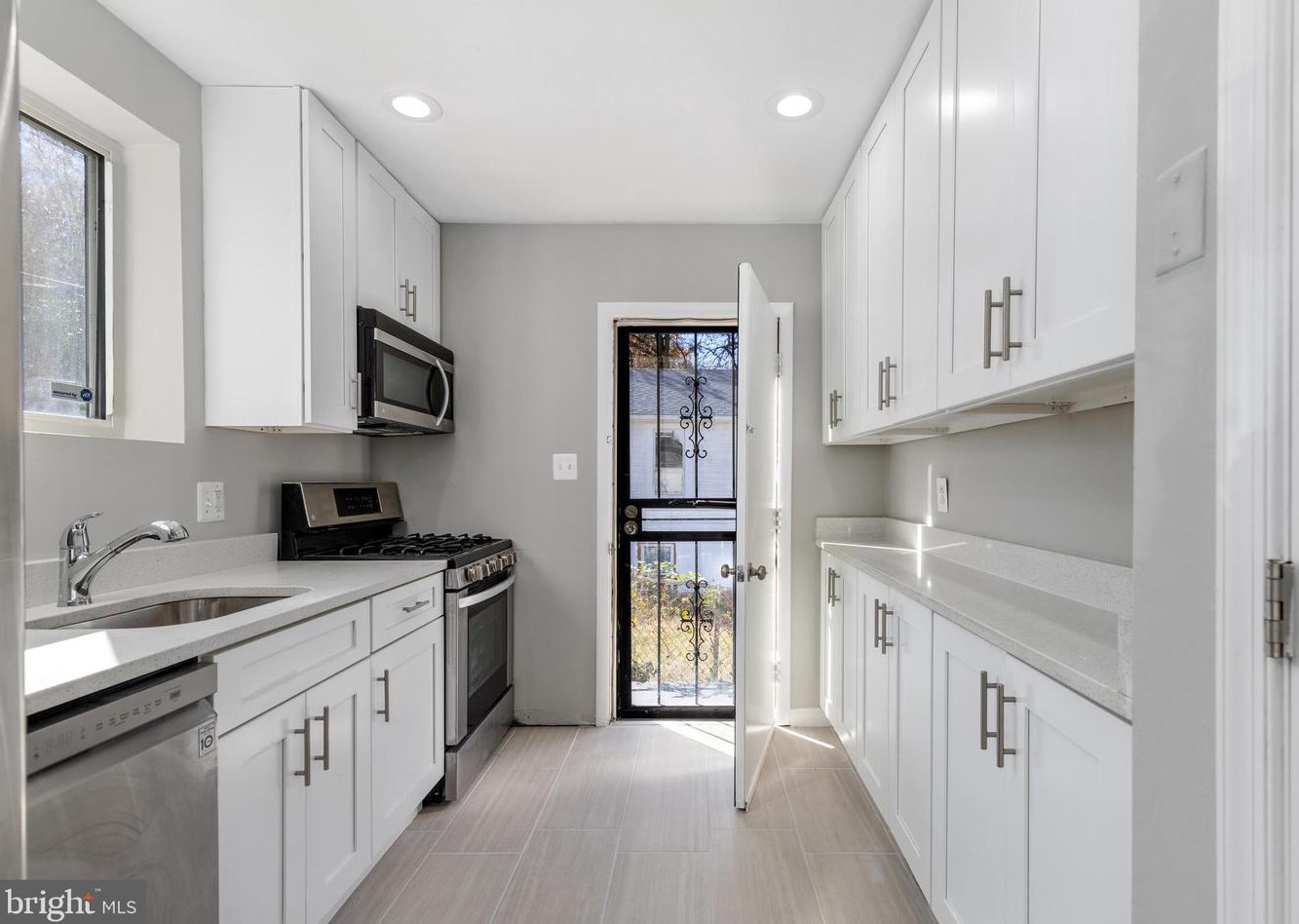 1007 Balboa Ave, Capitol Heights MD  20743-5909 exterior