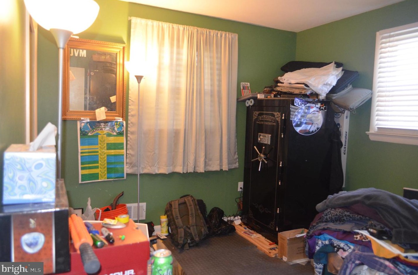 6903 Groveton Dr, Clinton MD  20735-4044 exterior