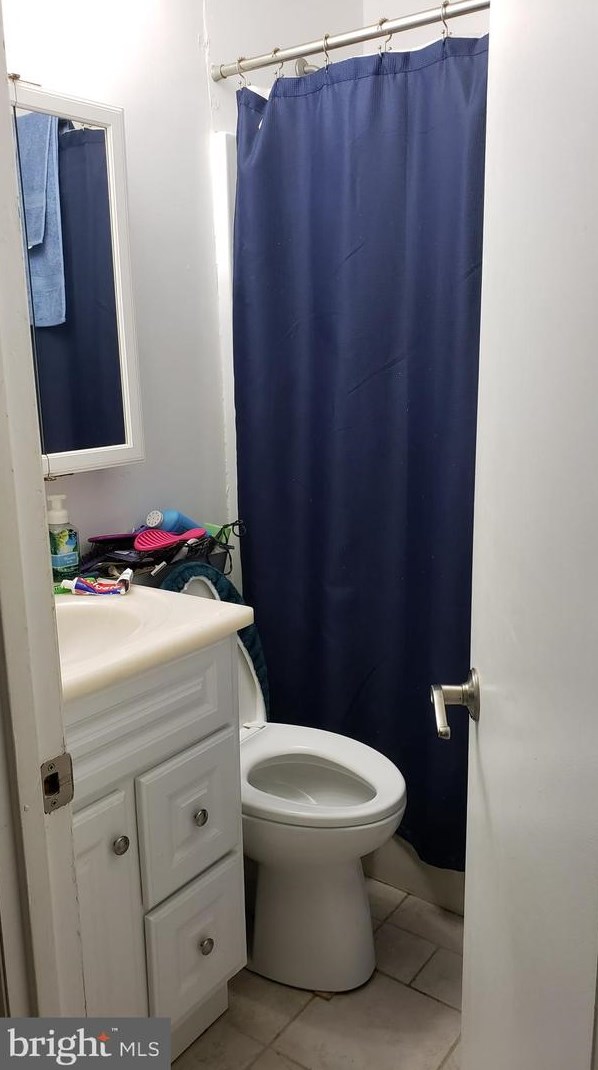 6903 Groveton Dr, Clinton MD  20735-4044 exterior