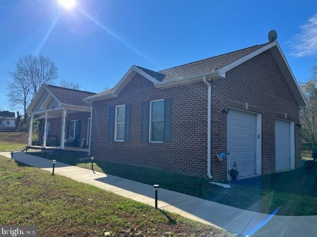 17005 Croom Rd, Brandywine MD  20613-8212 exterior