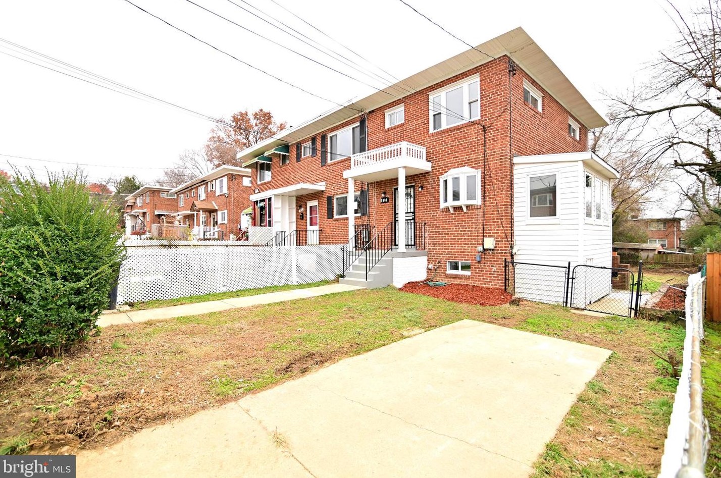 5003 Roseld Ct, Oxon Hill, MD 20745