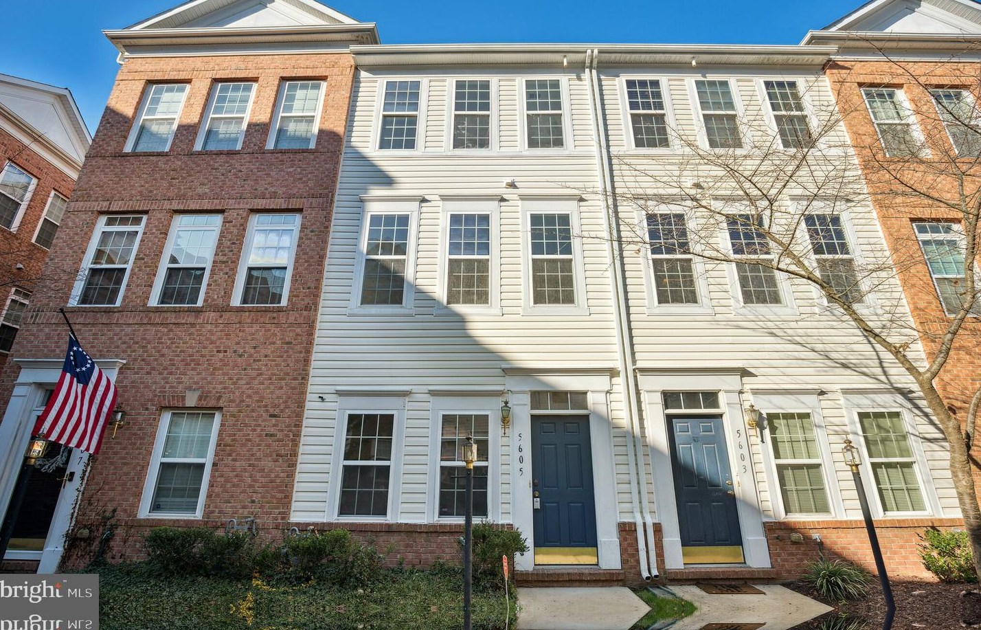 5605 Hartfield Ave, Suitland, MD 20746-4241