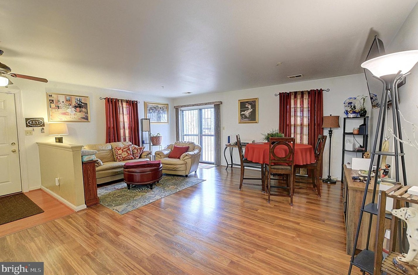 4332 Applegate Ln, Suitland, MD 20746