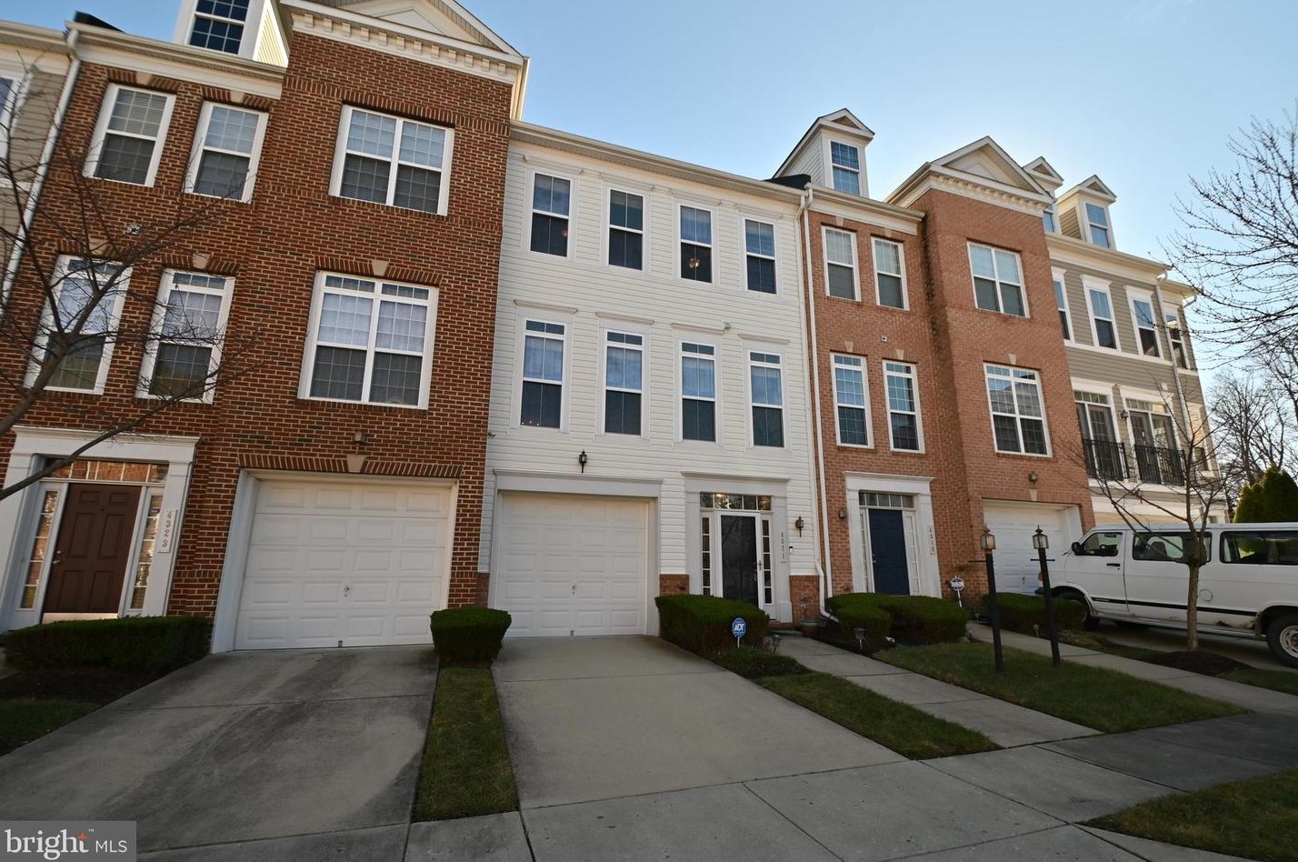 4321 Talmadge Cir, Suitland, MD 20746