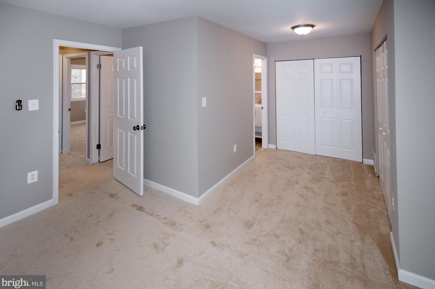 5816 Dade St, Capitol Heights MD  20743-2031 exterior