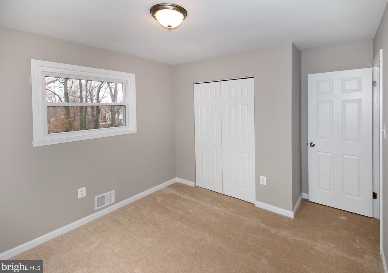 5816 Dade St, Capitol Heights MD  20743-2031 exterior