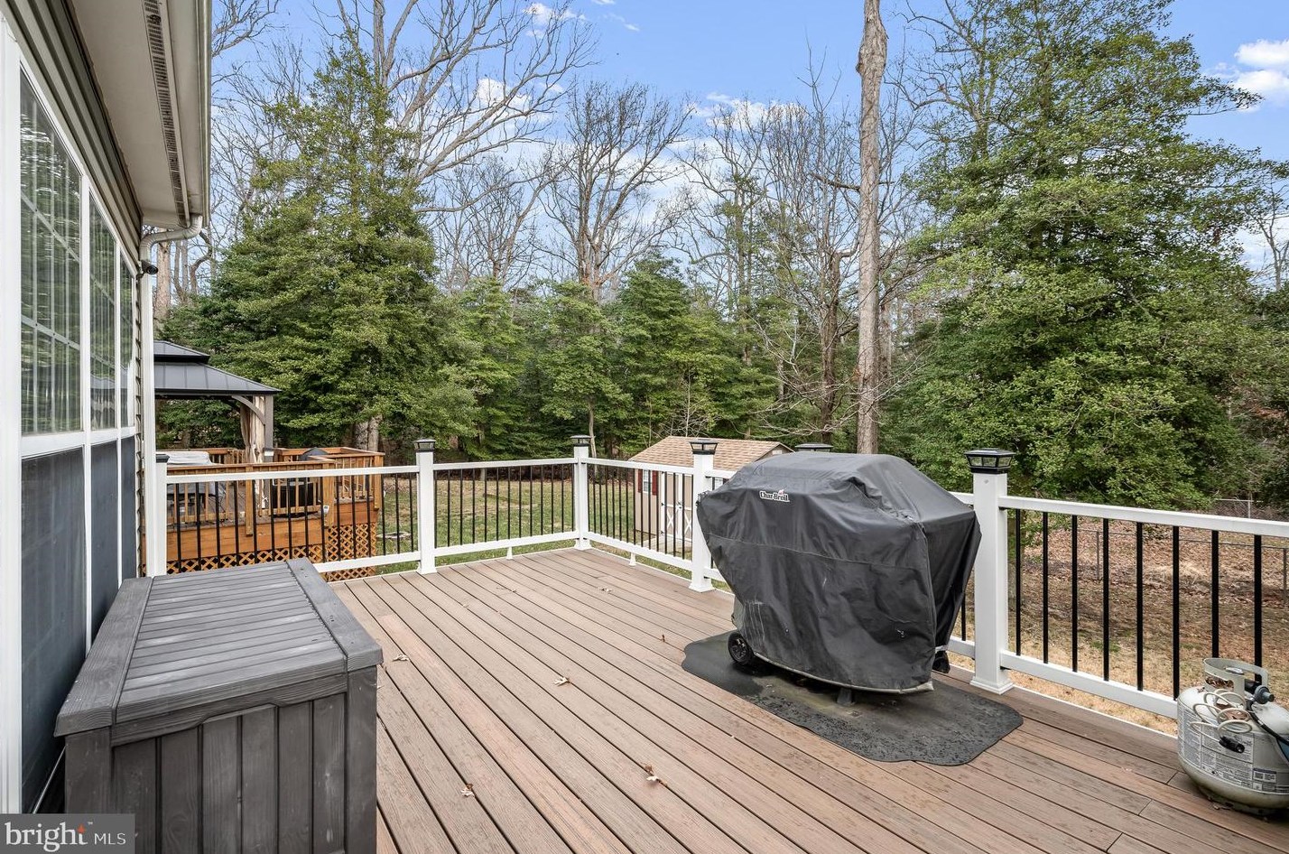 9002 Fox Park Rd, Clinton MD  20735-6100 exterior