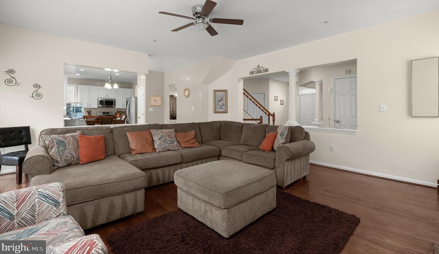 9002 Fox Park Rd, Clinton MD  20735-6100 exterior