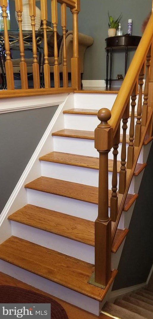 7909 Derby Dr, Clinton MD  20735-1550 exterior