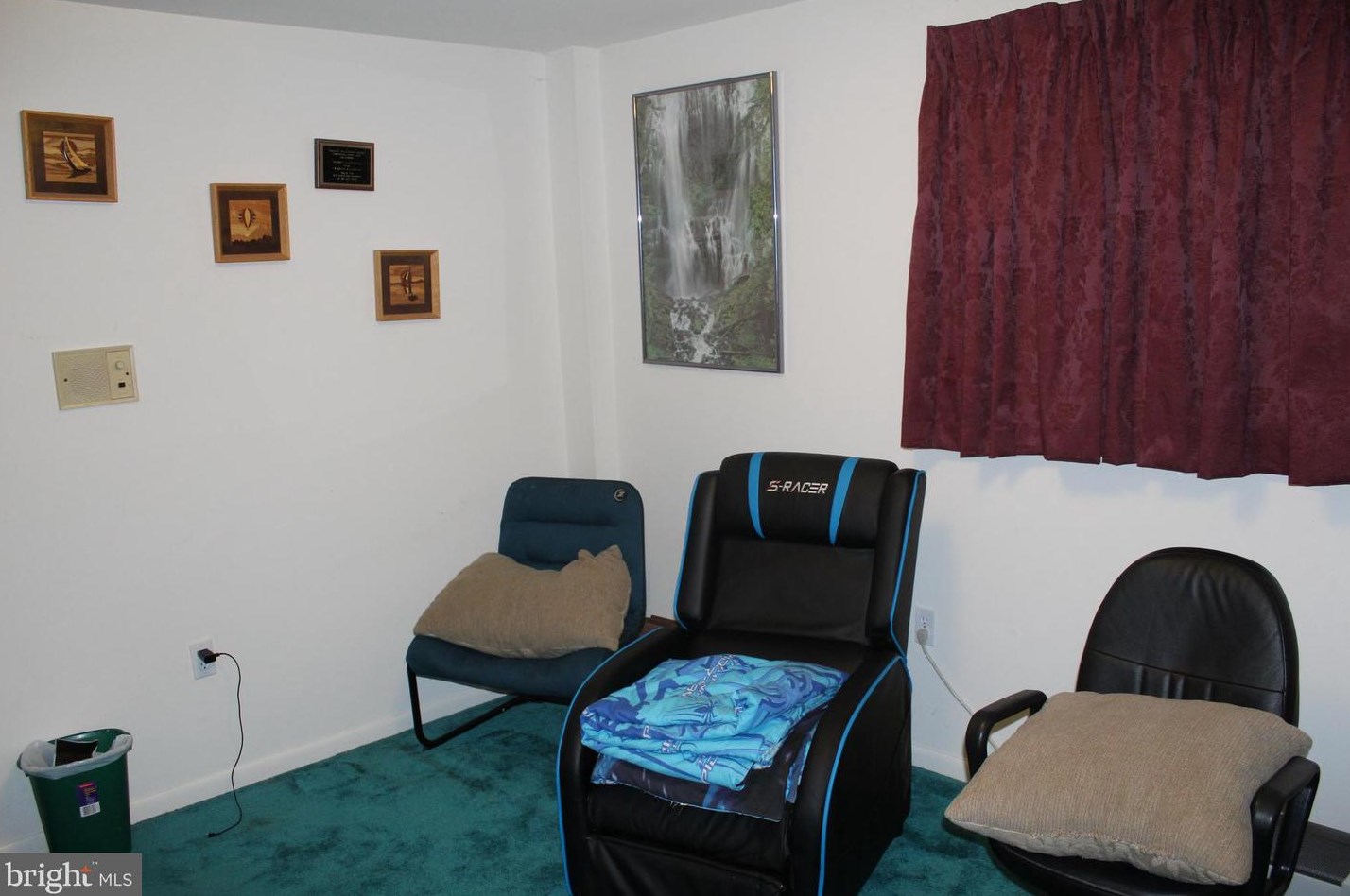 7909 Derby Dr, Clinton MD  20735-1550 exterior