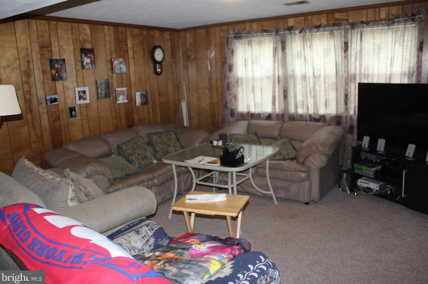 7909 Derby Dr, Clinton MD  20735-1550 exterior