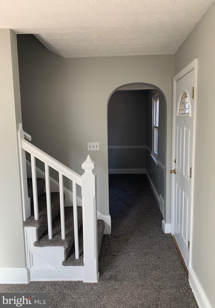 5509 Woodland Dr, Oxon Hill MD  20745-1327 exterior