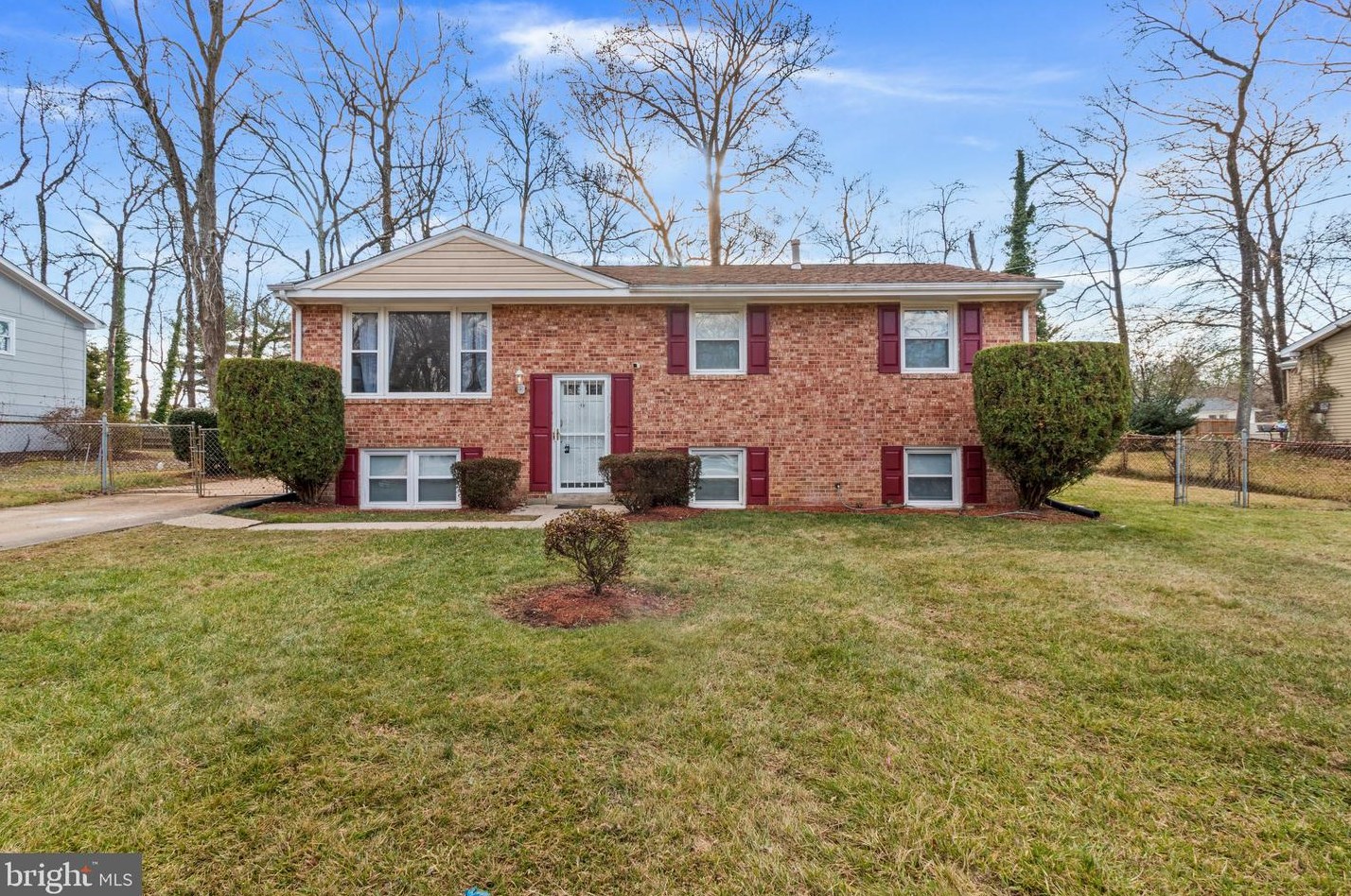 1809 Hollydale Rd, Fort Washington, MD 20744