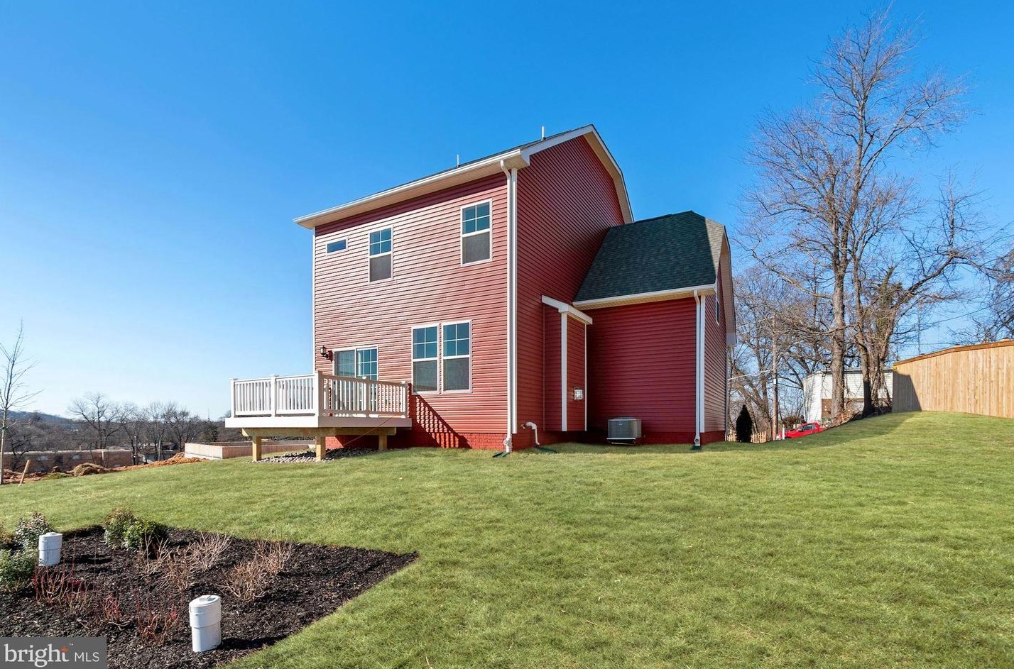 1335 Eastern Ave, Capitol Heights MD  20743-1033 exterior