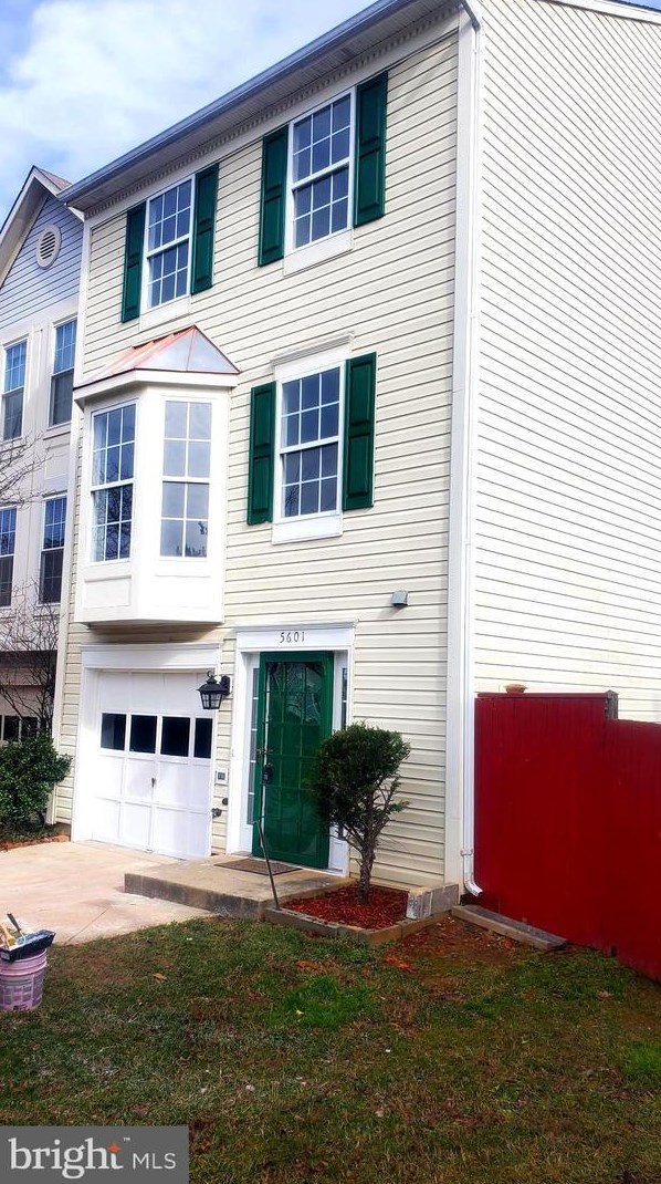 5601 Mary A Ct, Bladensburg, MD 20710-1650