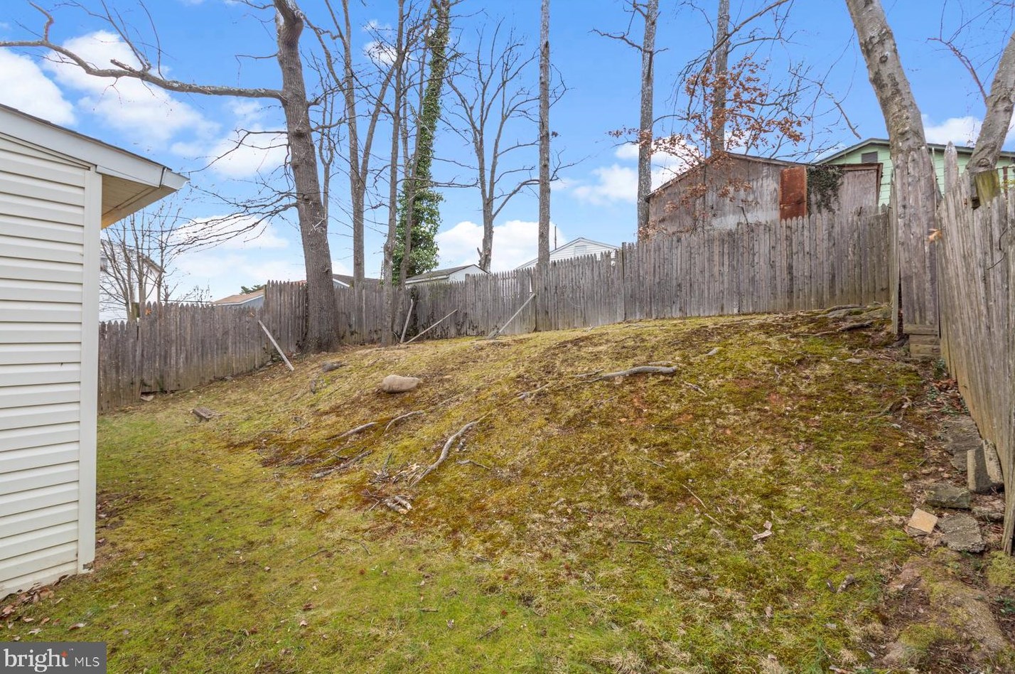 617 Goldleaf Ave, Capitol Heights MD  20743-2417 exterior