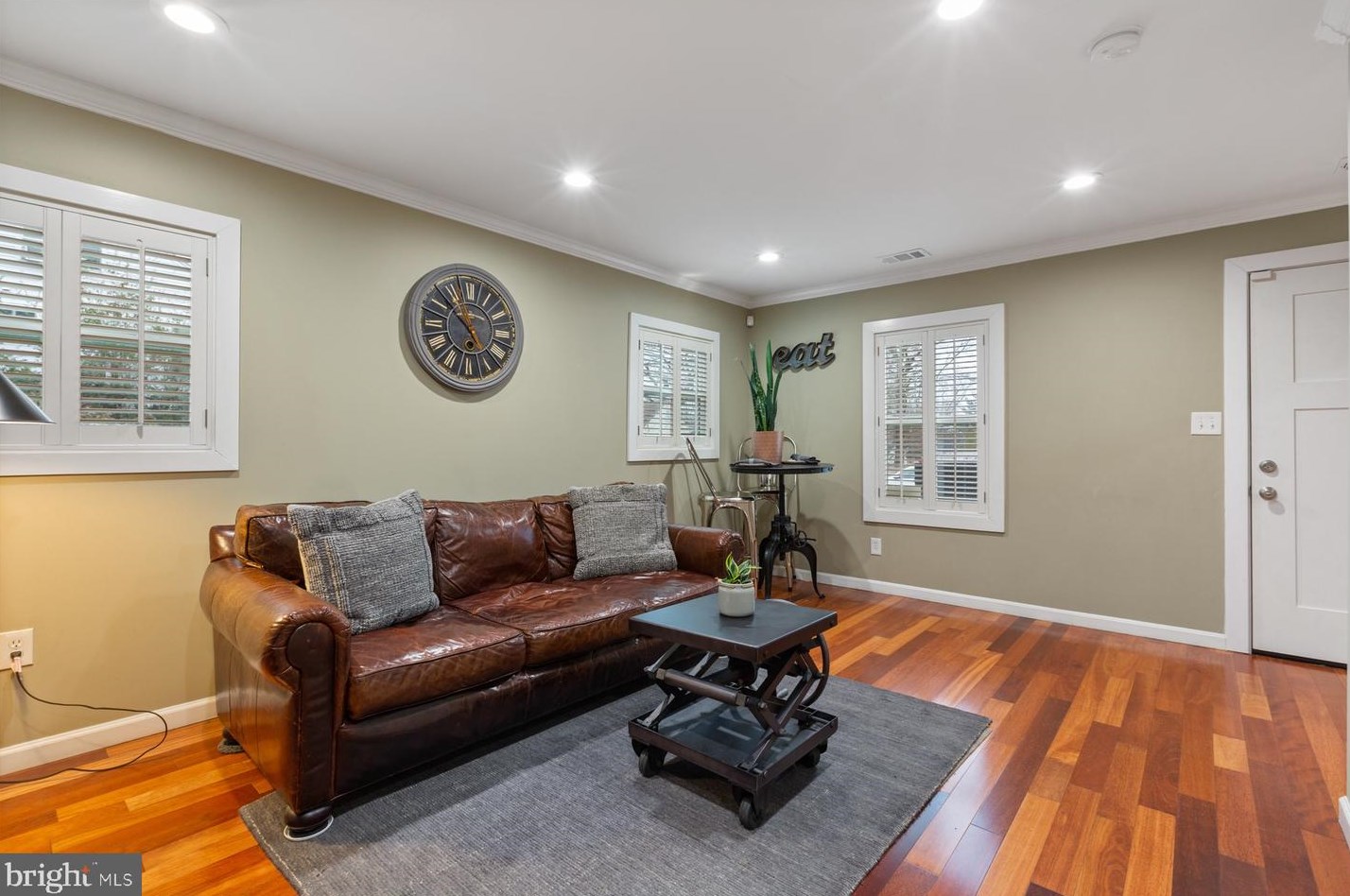 617 Goldleaf Ave, Capitol Heights MD  20743-2417 exterior